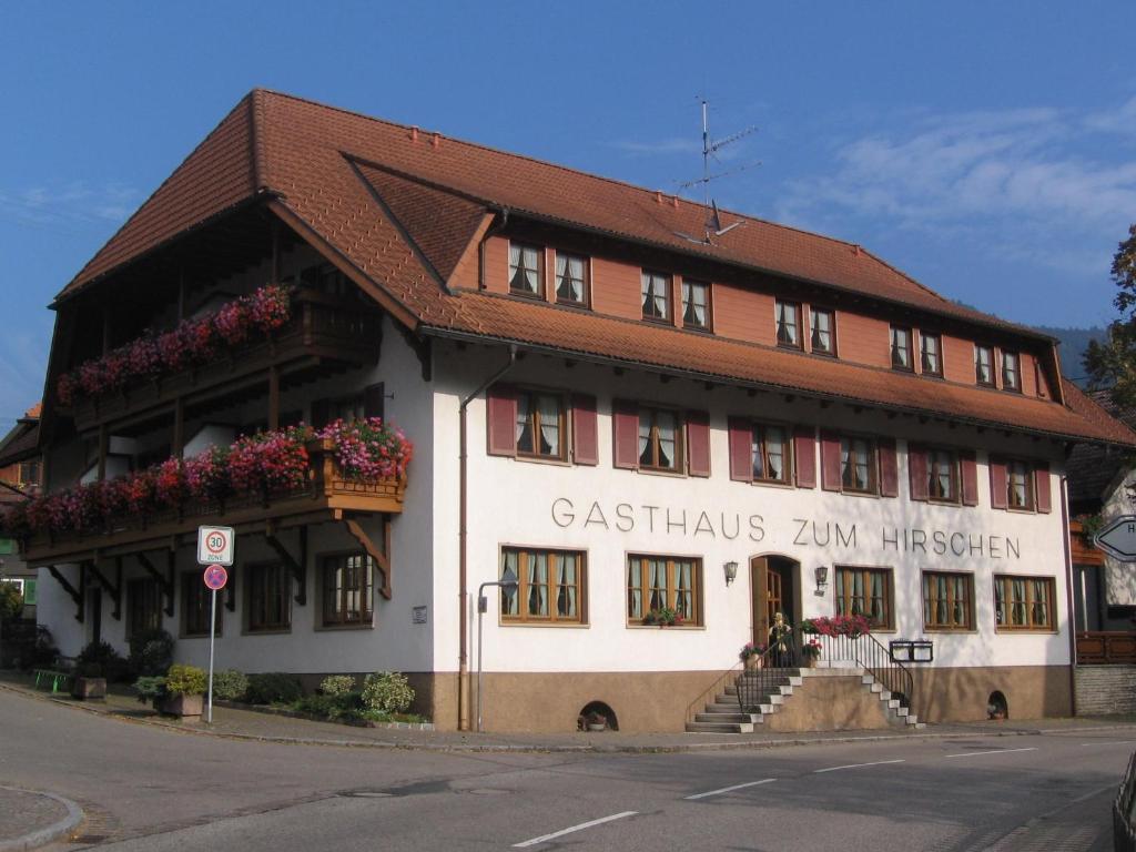 Hotel Gasthaus Zum Hirschen Simonswald Exteriör bild